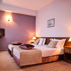 3* Szálloda Lion
